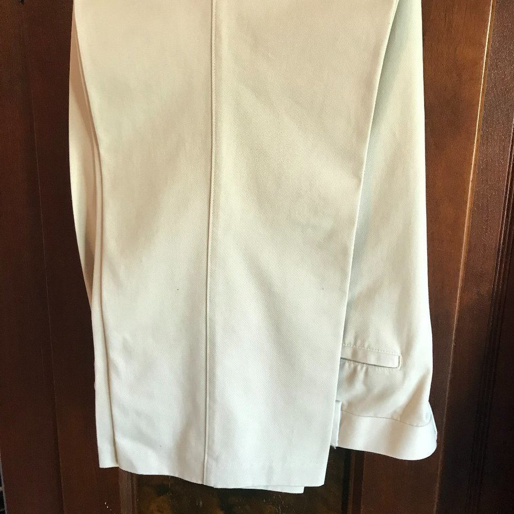 SAVANE Men's Pleated Casual Pants Waist Size is 40" with 30" length.